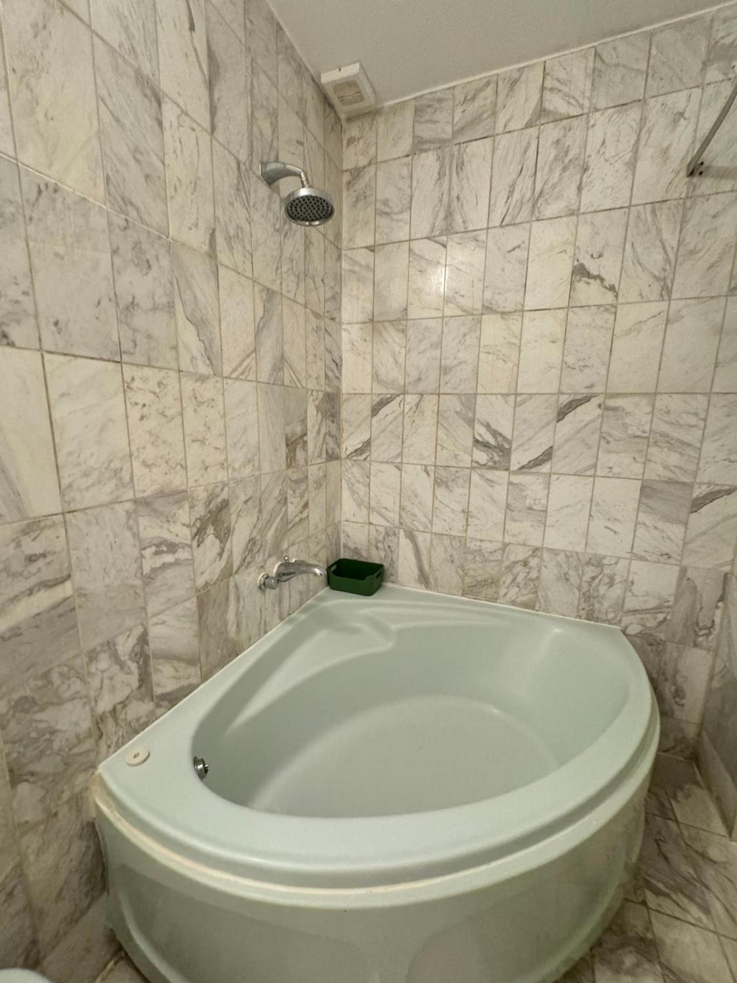 Central And Affordable Flat For 6 People In Zone 1 - Baker Street - With Breakfast Included Londýn Exteriér fotografie