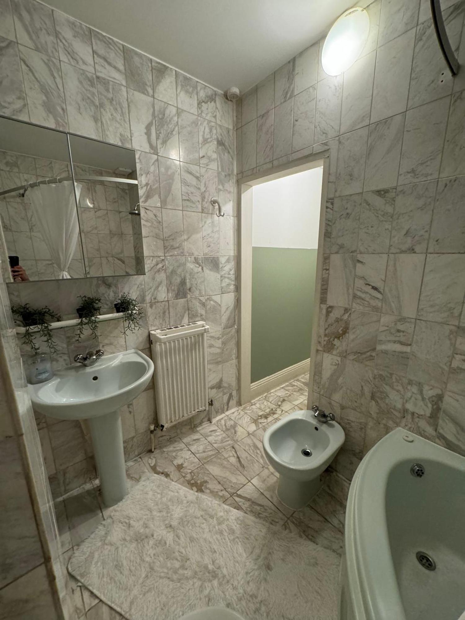 Central And Affordable Flat For 6 People In Zone 1 - Baker Street - With Breakfast Included Londýn Exteriér fotografie